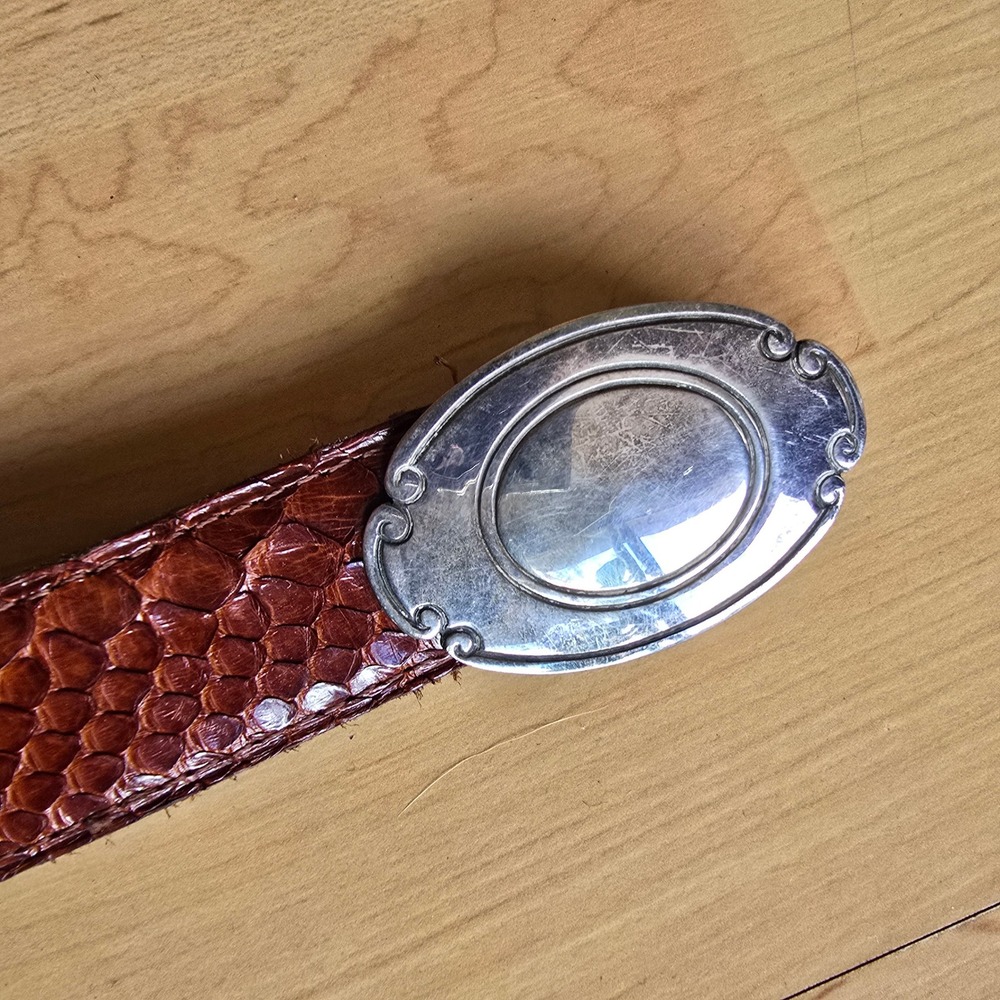 Vintage Cognac Brown Snakeskin Belt with Ornate Silver Oval Buckle Western Boho - Picture 3 of 15